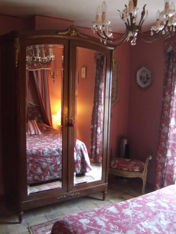Bize De La Tour Bed and Breakfast Saint-Bonnet-du-Gard Rum bild