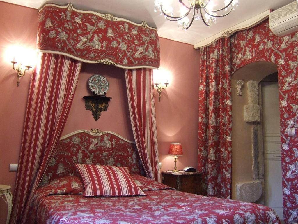 Bize De La Tour Bed and Breakfast Saint-Bonnet-du-Gard Rum bild